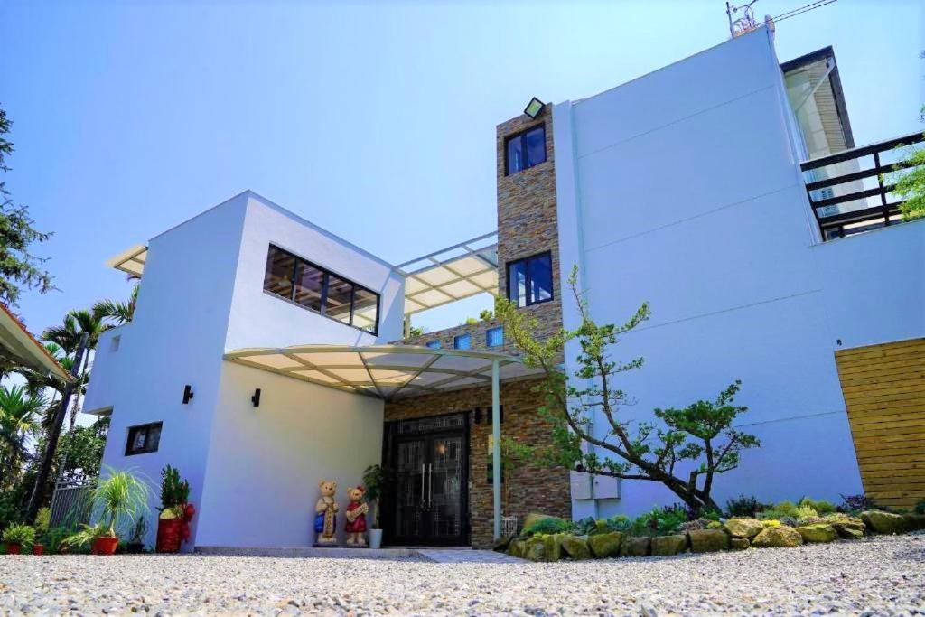 MTNY Hotel Zhushan Buitenkant foto